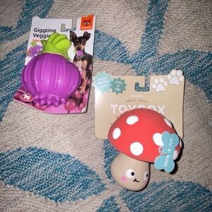 Giggling Veggies Interactive Toy - Purple